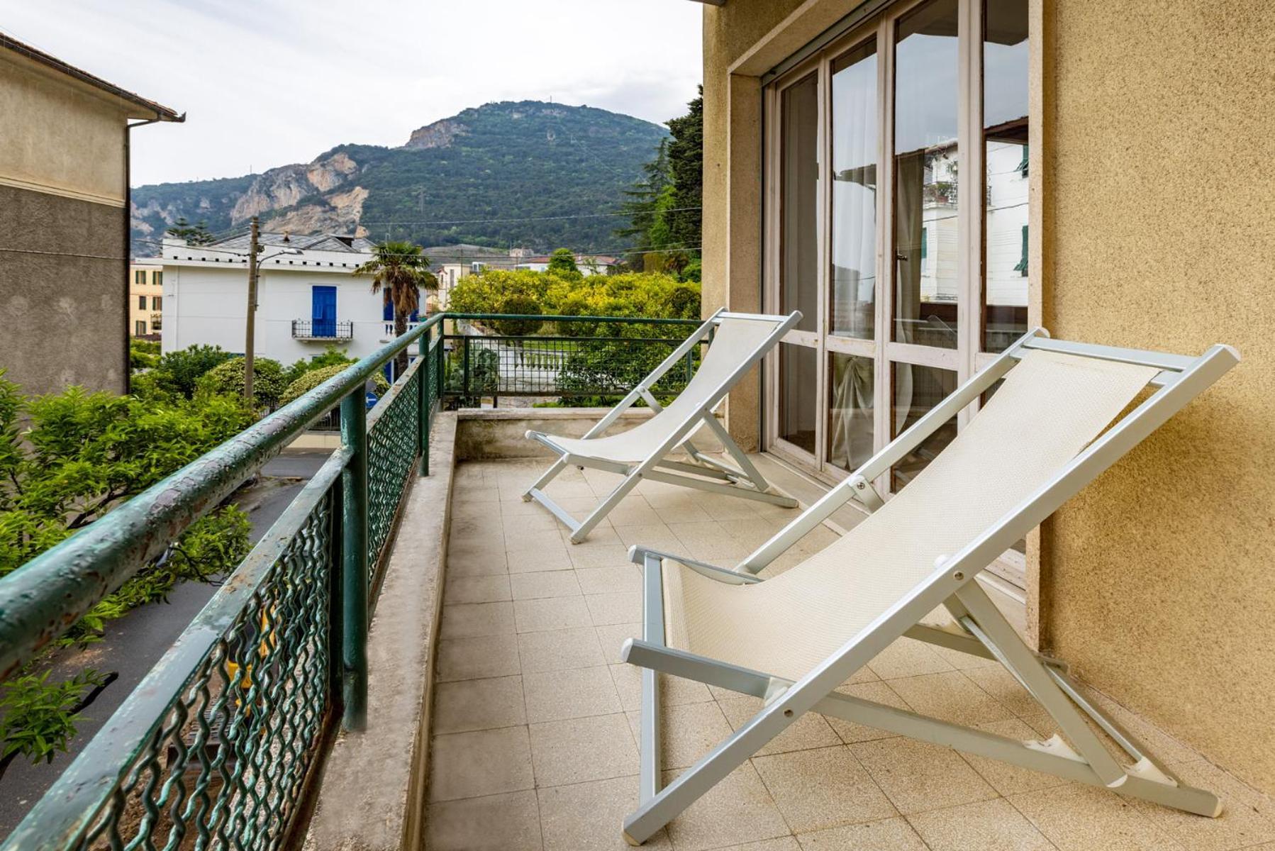 Casa Romeo Finale Ligure Exterior foto